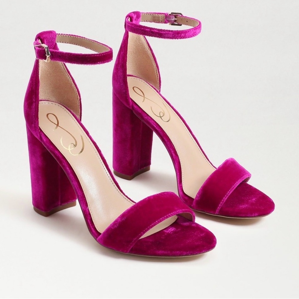 Sam Edelman Velvet Yaro Heel